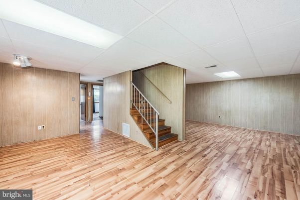 Empty room, Interior, Wood Texture Flooring, Wooden Walls