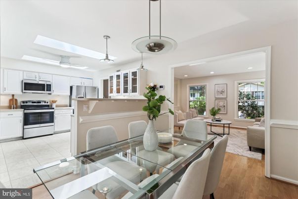 Dining room, Interior, Kitchen, Living room, Pendant Lights, Recessed Lighting, Stainless Steel Appliances, Wood Texture Flooring