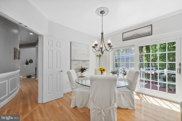 Chandelier, Dining room, Interior, Wood Texture Flooring