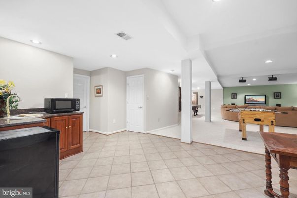 Game Room, Interior, Living room, Recessed Lighting