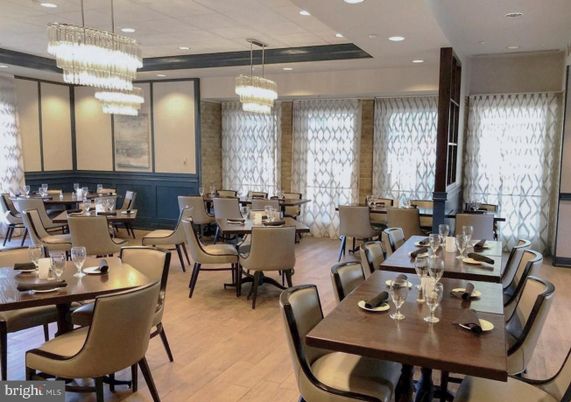 Chandelier, Dining room, Interior, Recessed Lighting, Wood Texture Flooring