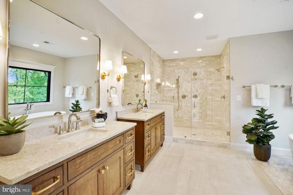 Bathroom, Dual Sink Vanities, Glass Shower, Interior, Recessed Lighting