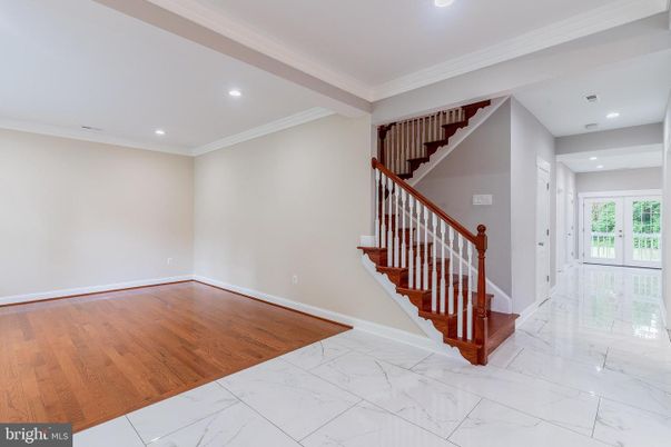 Empty room, Interior, Marble, Recessed Lighting, Wood Texture Flooring