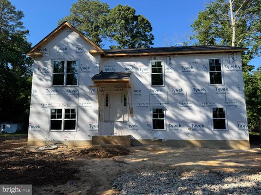 Exterior, Facade, None