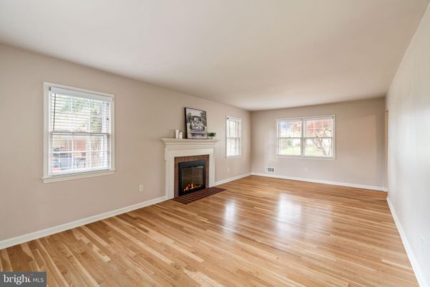 Empty room, Fireplace, Interior, Wood Texture Flooring