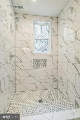 Bathroom, Interior, Marble Walls, Recessed Lighting