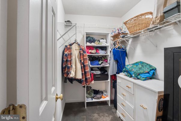 Interior, Walk-in Closets