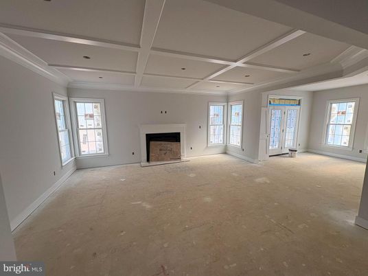 Empty room, Fireplace, Interior, Recessed Lighting