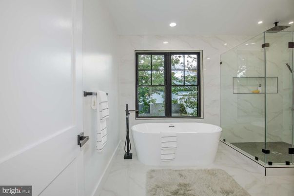 Bathroom, Free Standing Baths, Glass Shower, Interior, Marble, Marble Walls, Recessed Lighting