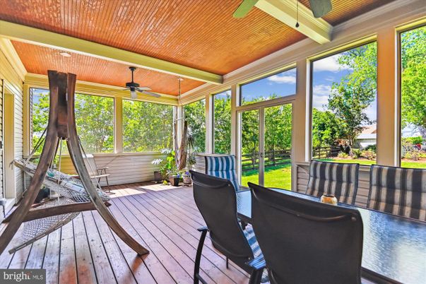 Interior, Sun Room, Wooden Ceilings, Wood Texture Flooring