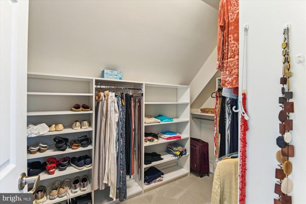 Interior, Walk-in Closets