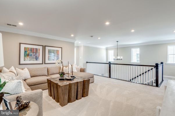 Interior, Living room, Pendant Lights, Recessed Lighting
