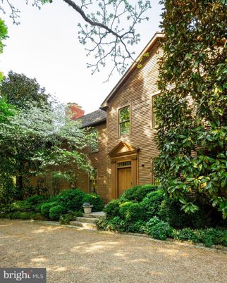 Exterior, Facade, Brick Facade, Queen Anne Victorian