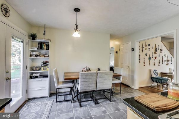Dining room, Interior, Pendant Lights