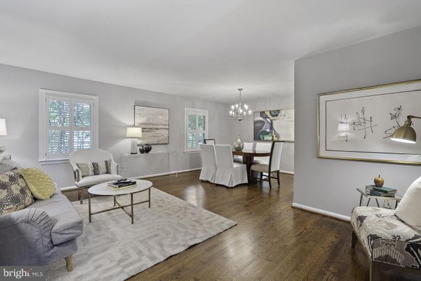 Chandelier, Dining room, Interior, Living room, Wood Texture Flooring