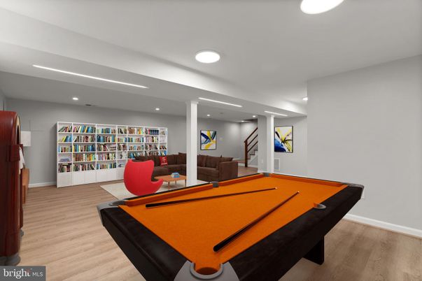 Billiard Table, Game Room, Interior, Living room, Recessed Lighting, Wood Texture Flooring
