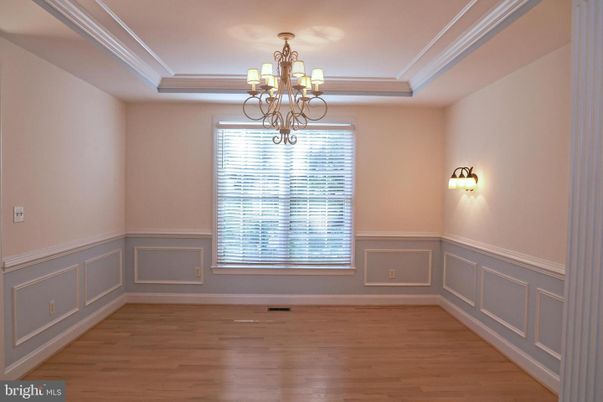 Chandelier, Empty room, Interior, Wood Texture Flooring