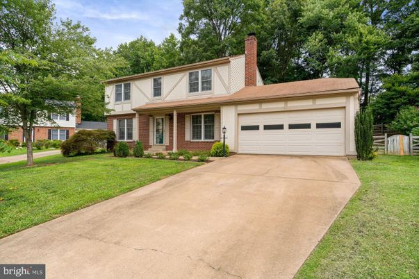 Attached, Exterior, Facade, Brick Facade, Cape Cod