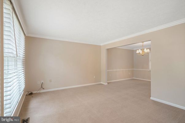 Chandelier, Empty room, Interior