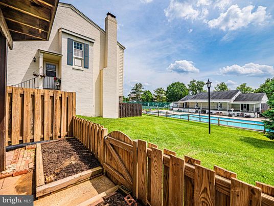 Backyard, Exterior, Pool