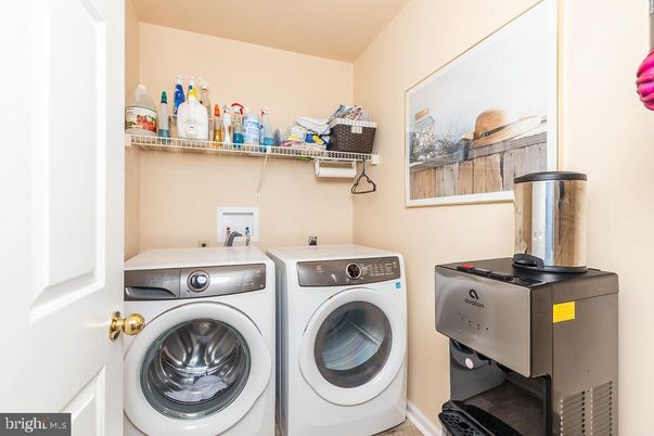 Interior, Washer