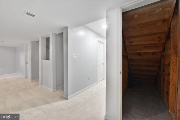 Interior, Recessed Lighting, Wooden Walls