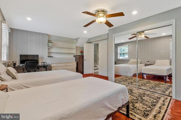 Bedroom, Home Office, Interior, Recessed Lighting, Wood Texture Flooring