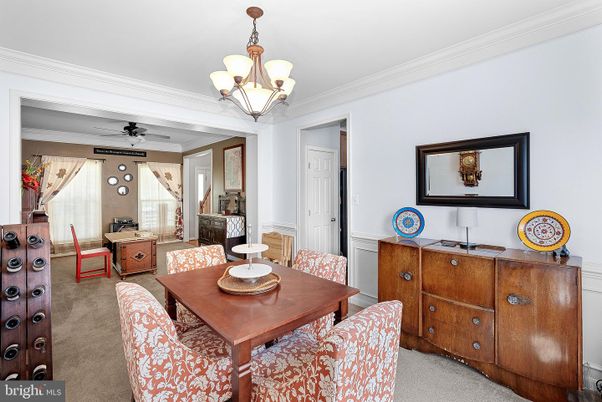 Chandelier, Dining room, Interior