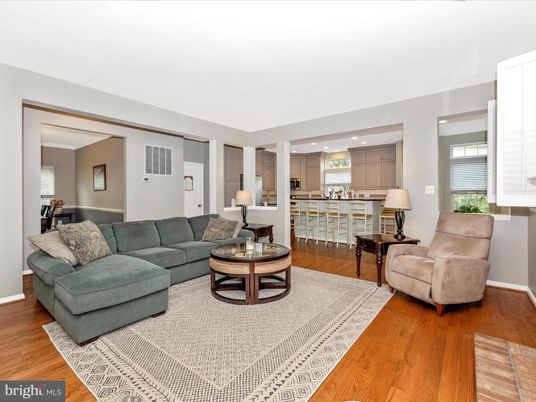 Interior, Kitchen, Living room, Recessed Lighting, Wood Texture Flooring