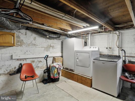 Interior, Washer, Wooden Ceilings