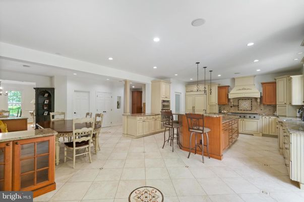 Dining room, Interior, Kitchen, Pendant Lights, Recessed Lighting