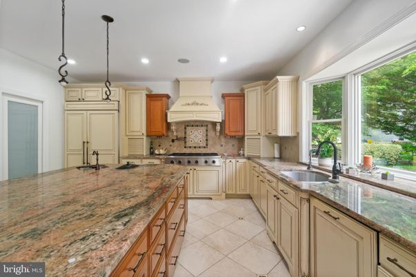 Interior, Kitchen, Pendant Lights, Recessed Lighting