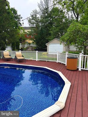 Detached Garage, Exterior, Pool