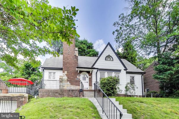 Backyard, Exterior, Facade, Brick Facade, Tudor Revival