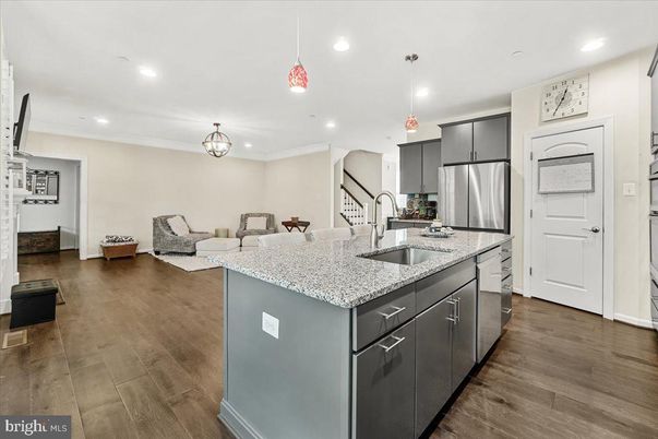 Interior, Kitchen, Living room, Pendant Lights, Recessed Lighting, Stainless Steel Appliances, Wood Texture Flooring