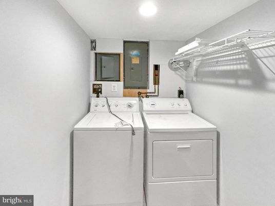 Interior, Recessed Lighting, Utility Closets, Washer