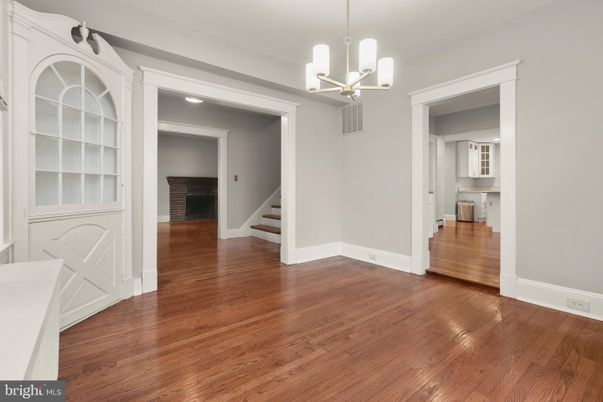 Empty room, Interior, Pendant Lights, Recessed Lighting, Wood Texture Flooring