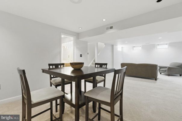 Dining room, Interior, Living room, Recessed Lighting