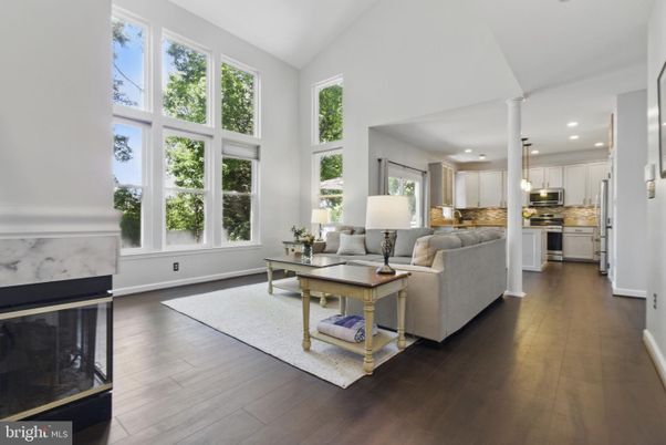 Interior, Kitchen, Living room, Pendant Lights, Recessed Lighting, Stainless Steel Appliances, Wood Texture Flooring