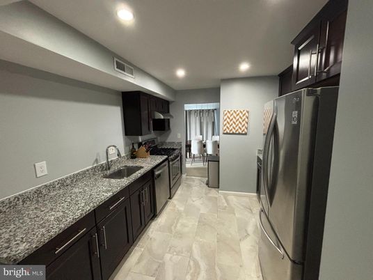 Interior, Kitchen, Marble, Recessed Lighting