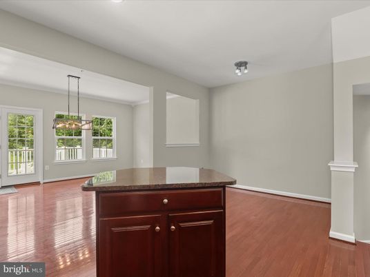 Empty room, Interior, Pendant Lights, Wood Texture Flooring