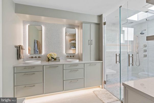Bathroom, Dual Sink Vanities, Glass Shower, Interior