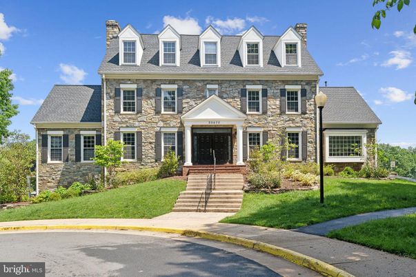 Exterior, Facade, Georgian