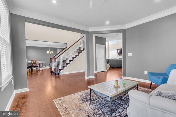 Chandelier, Dining room, Interior, Living room, Recessed Lighting, Wood Texture Flooring