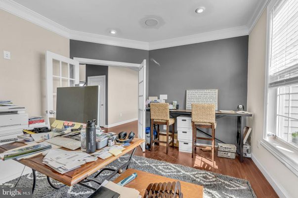 Home Office, Interior, Recessed Lighting, Wood Texture Flooring