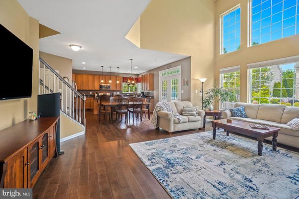 Dining room, Interior, Kitchen, Living room, Pendant Lights, Recessed Lighting, Wood Texture Flooring