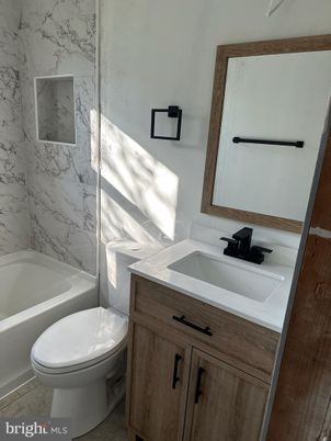 Bathroom, Interior, Marble Walls