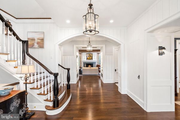 Fireplace, Interior, Pendant Lights, Recessed Lighting, Wood Texture Flooring