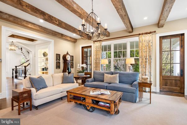 Chandelier, Interior, Living room, Recessed Lighting, Wooden Beams, Wood Texture Flooring