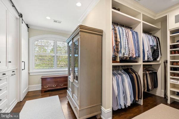Interior, Recessed Lighting, Walk-in Closets, Wood Texture Flooring